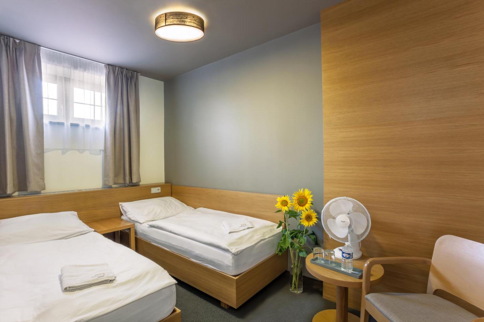Hotel Lidovy Dum Bzenec Εξωτερικό φωτογραφία