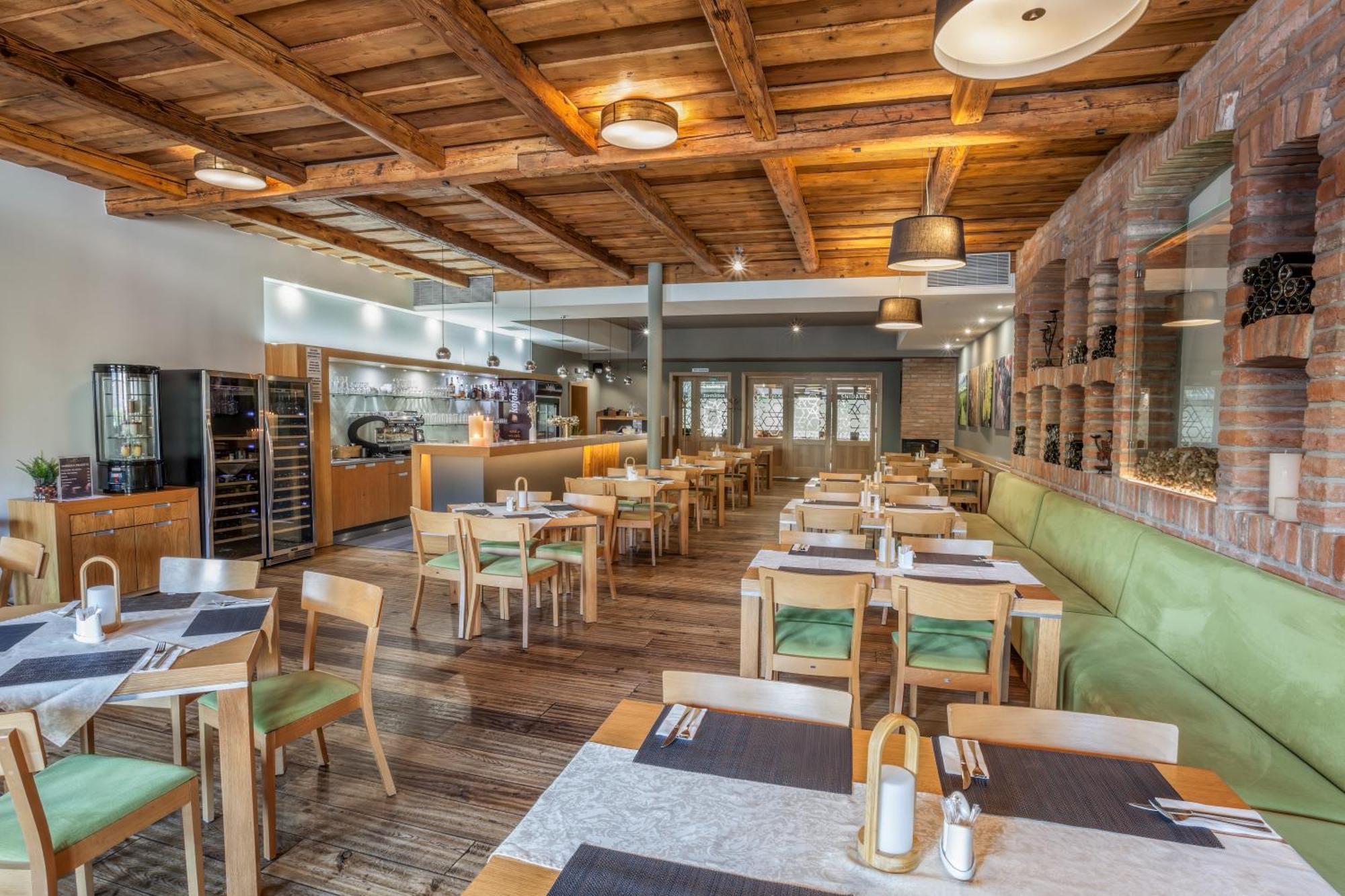 Hotel Lidovy Dum Bzenec Εξωτερικό φωτογραφία